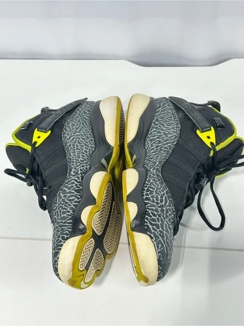 #370 Jordans 6 Rings Black/Venom Men’s Sz 8.5
